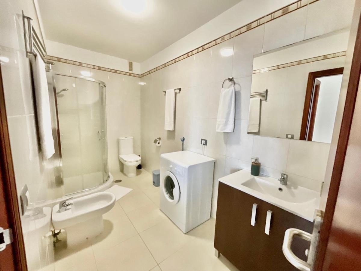 Chocolate Cream Apartment บาฮามาร์ ภายนอก รูปภาพ